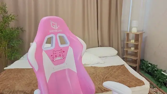 Cheryl__Brown's cam snapshot