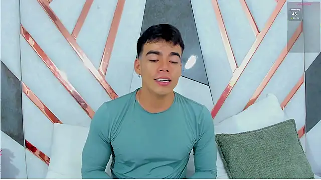 its_liam18's cam snapshot