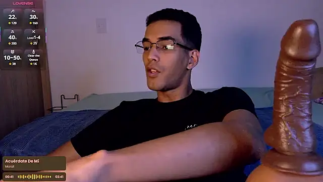 Pikashu7u7's cam snapshot