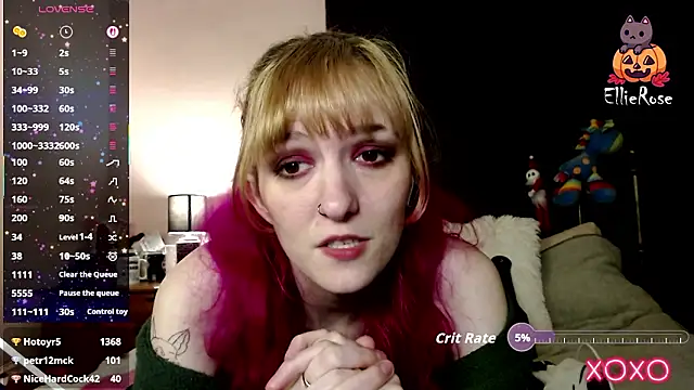 EllieeRose live sex cam