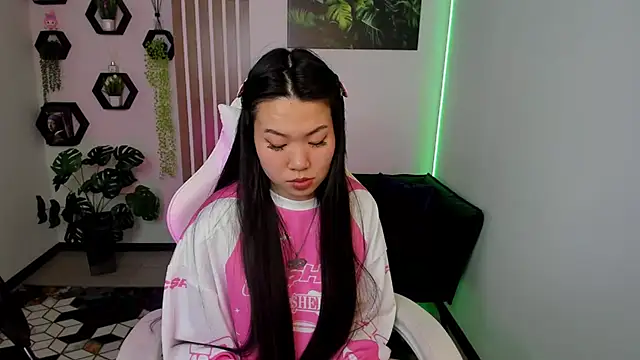 LunaPurrr's cam snapshot