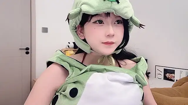 lnua-lnua's cam snapshot