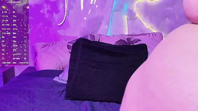 emmajohnss live sex cam