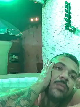 grossocalibre20 live sex cam