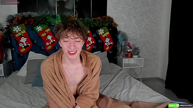 TrevorBenson live sex cam