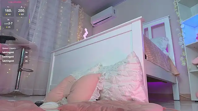 ely_cherry18 live sex cam