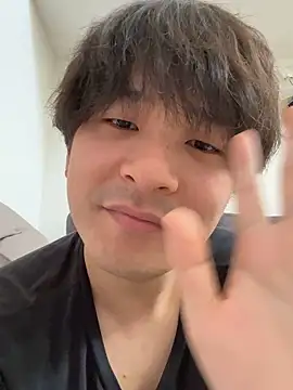 yuuki8910 live sex cam