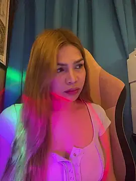 Danaya18 live sex cam