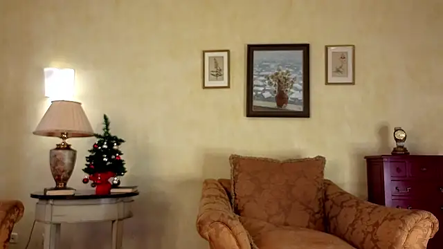 CaseySanchious's cam snapshot