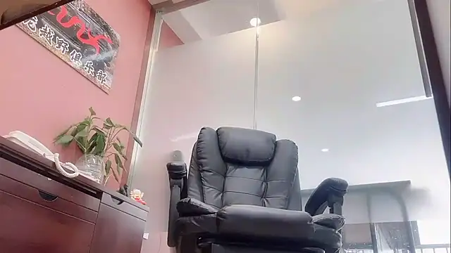 Maneki-nekoo live sex cam