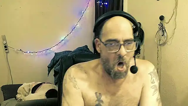 MrBigginTX's cam snapshot