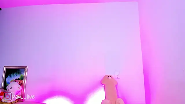 pau_live's cam snapshot