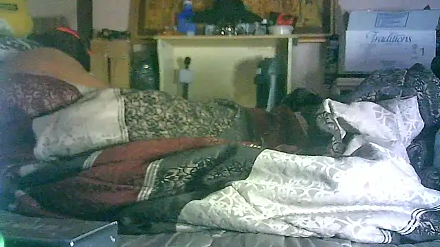 ON3YOULLN3VER_FIR3's cam snapshot