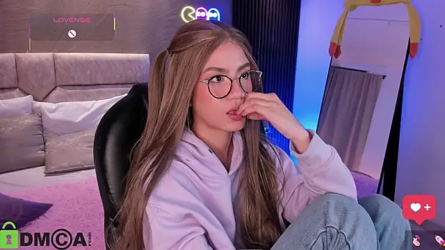 Arinextdoor live sex cam