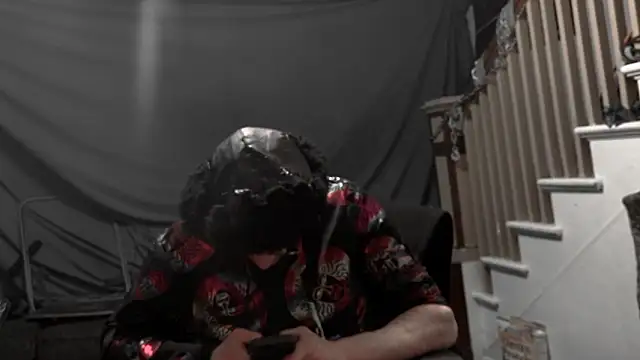 MasterDaddyCool's cam snapshot