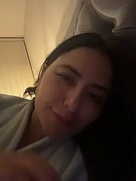 sukhakunis1 live sex cam