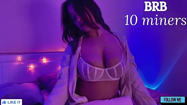 Emily_Gin's cam snapshot