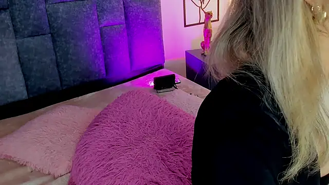 Violetta_Ficher's cam snapshot