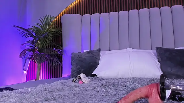 MelanieHillss's cam snapshot