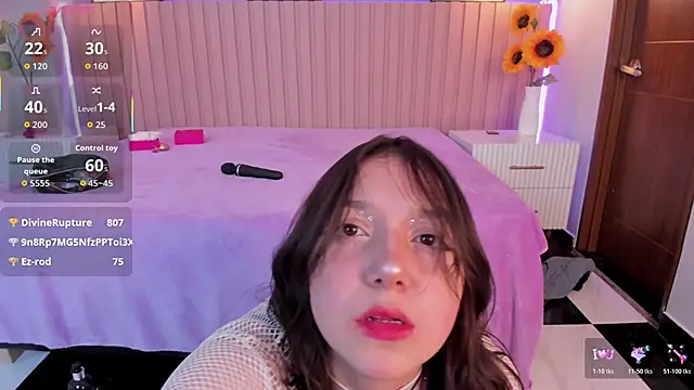 Nina_Ford's cam snapshot