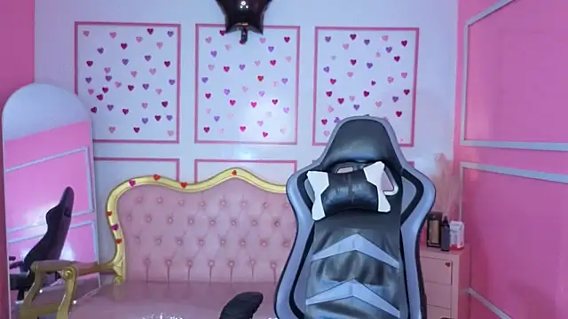 tamara_brown_t's cam snapshot