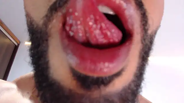 andrea_de_lucaa's cam snapshot