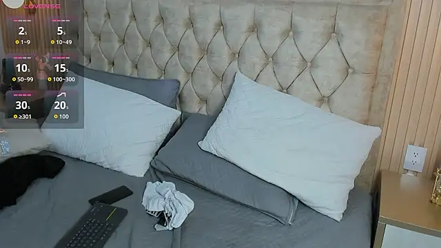 Maxii18_ live sex cam