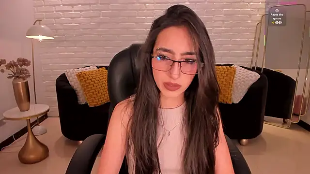 LarisaSmirnov's cam snapshot