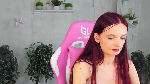 Alicia_Adammss's cam snapshot