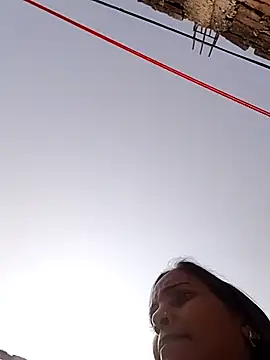 Hotty-Nidhi's cam snapshot