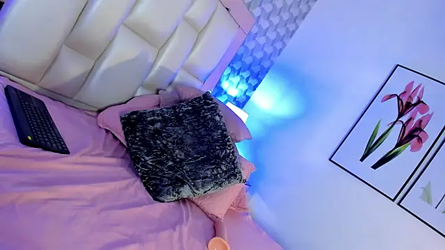 Priscila_Bell's cam snapshot