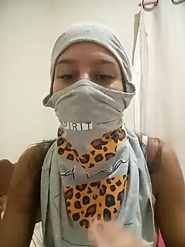 Fannyfoxfi's cam snapshot