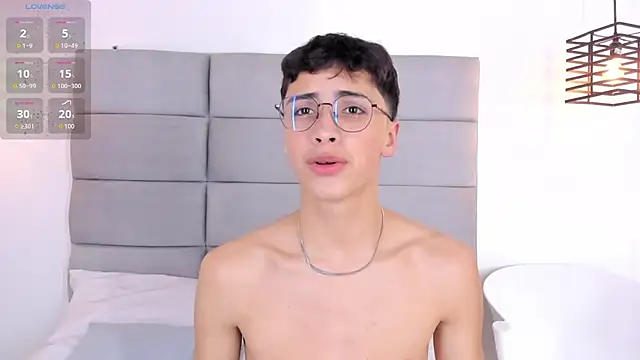 JoshClaarktt live sex cam