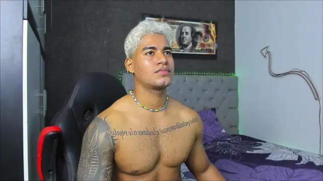 luigi_hot_ live sex cam