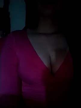 Emili68 live sex cam