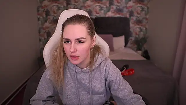 GabriellaJass live sex cam