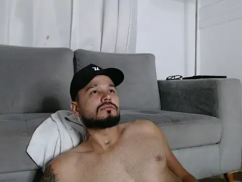 Handsomen69 live sex cam