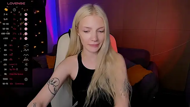 AnyaTaylor_'s cam snapshot