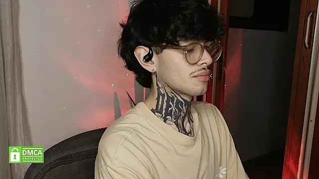 Bastiel_ live sex cam