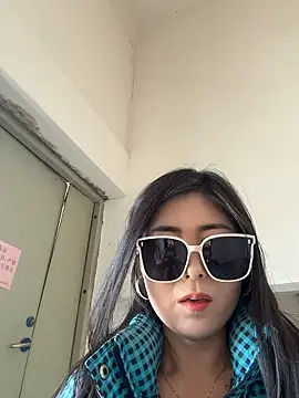 sunny-520 live sex cam