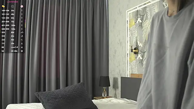 GeorginaCurvin live sex cam