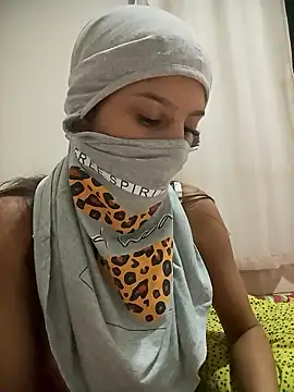 Fannyfoxfi's cam snapshot