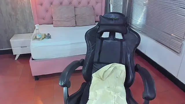 lissa_jhonsoon's cam snapshot