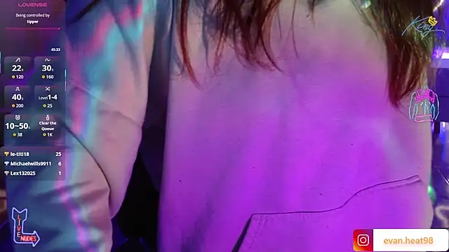 Livglow_tay's cam snapshot