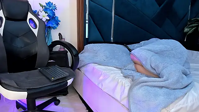 RossyAlvarez's cam snapshot