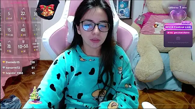 Maggie_Fox3's cam snapshot