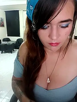 miss_berlyn's cam snapshot