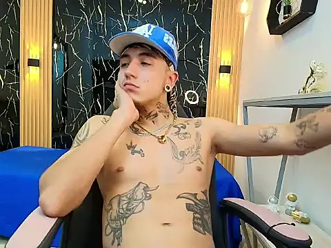 Patrick_Rango live sex cam