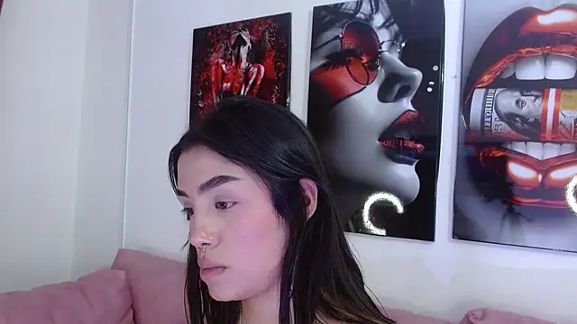 tael_novacs's cam snapshot