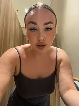 KiraSunshine's cam snapshot